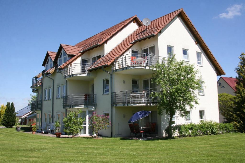 Ostrach Landgasthof Schwanen מראה חיצוני תמונה